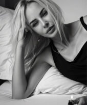 Rebecca +971568430610